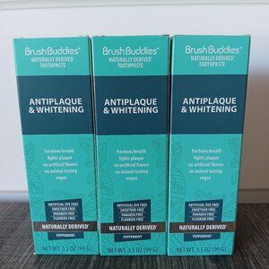 3 Brush Bundies Toothepaste Anitiplaque & Whitening